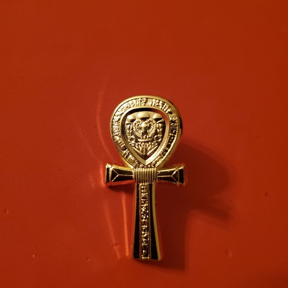 National Geographic Beyond King Tut Tote, 2 notebooks & Ankh pin - Picture 4 of 4